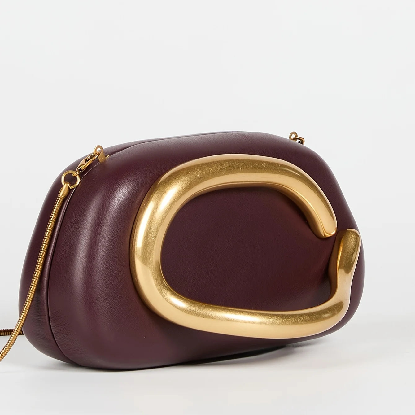 Pochette femme poignee doree bandouliere