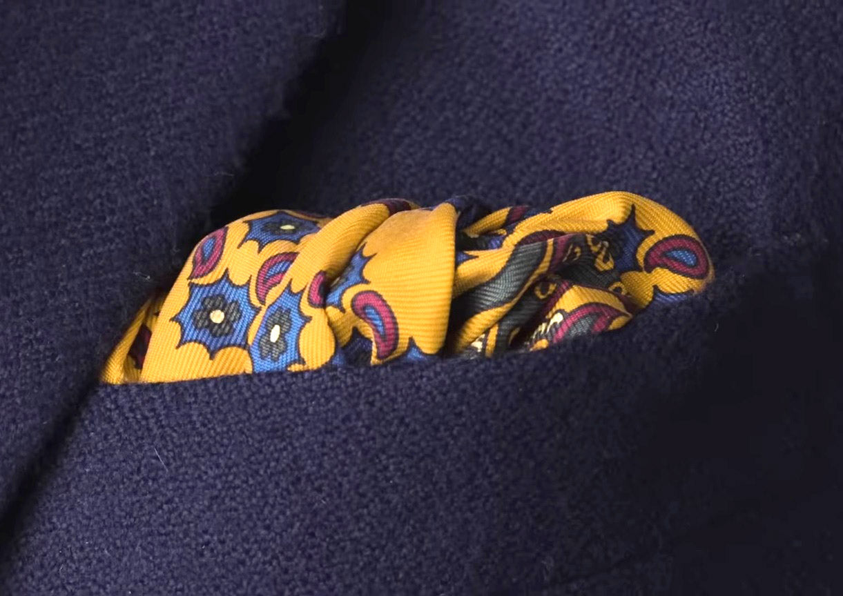 Costume homme pochette vive et chatoyante