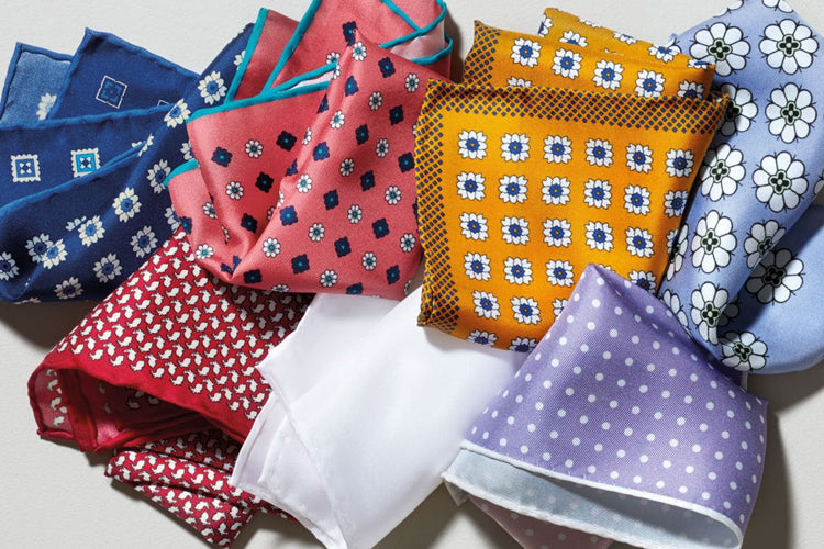 Costume pochette 35 motifs