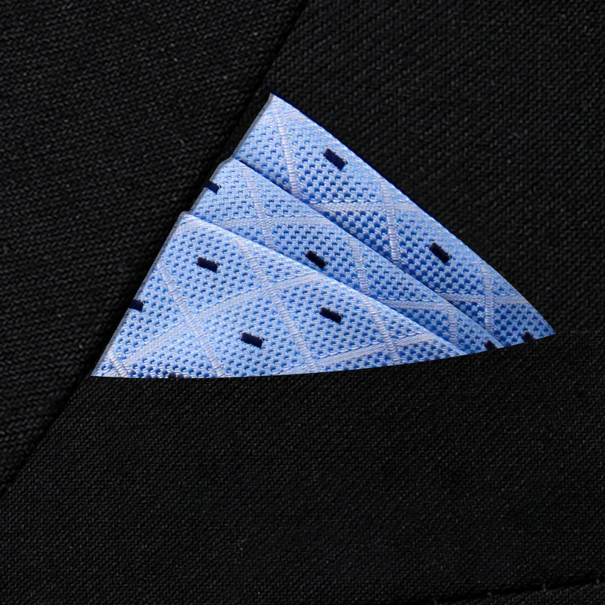 Costume pochette piqué structuré / Tissage alveole bleu ciel blanc noir
