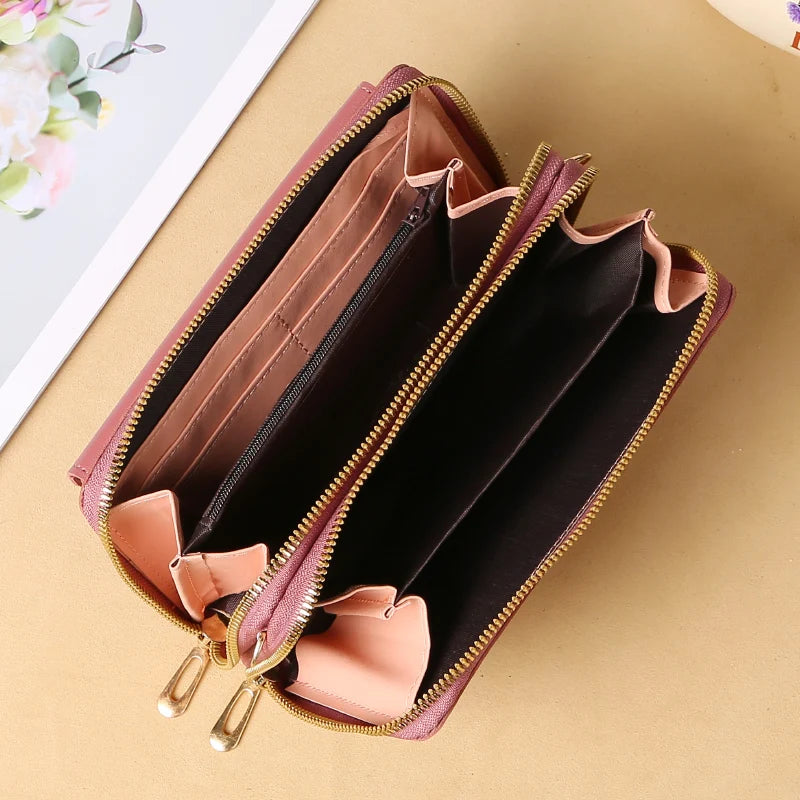 Pochette a bandouliere femme compartiments visuel ouvert vide 