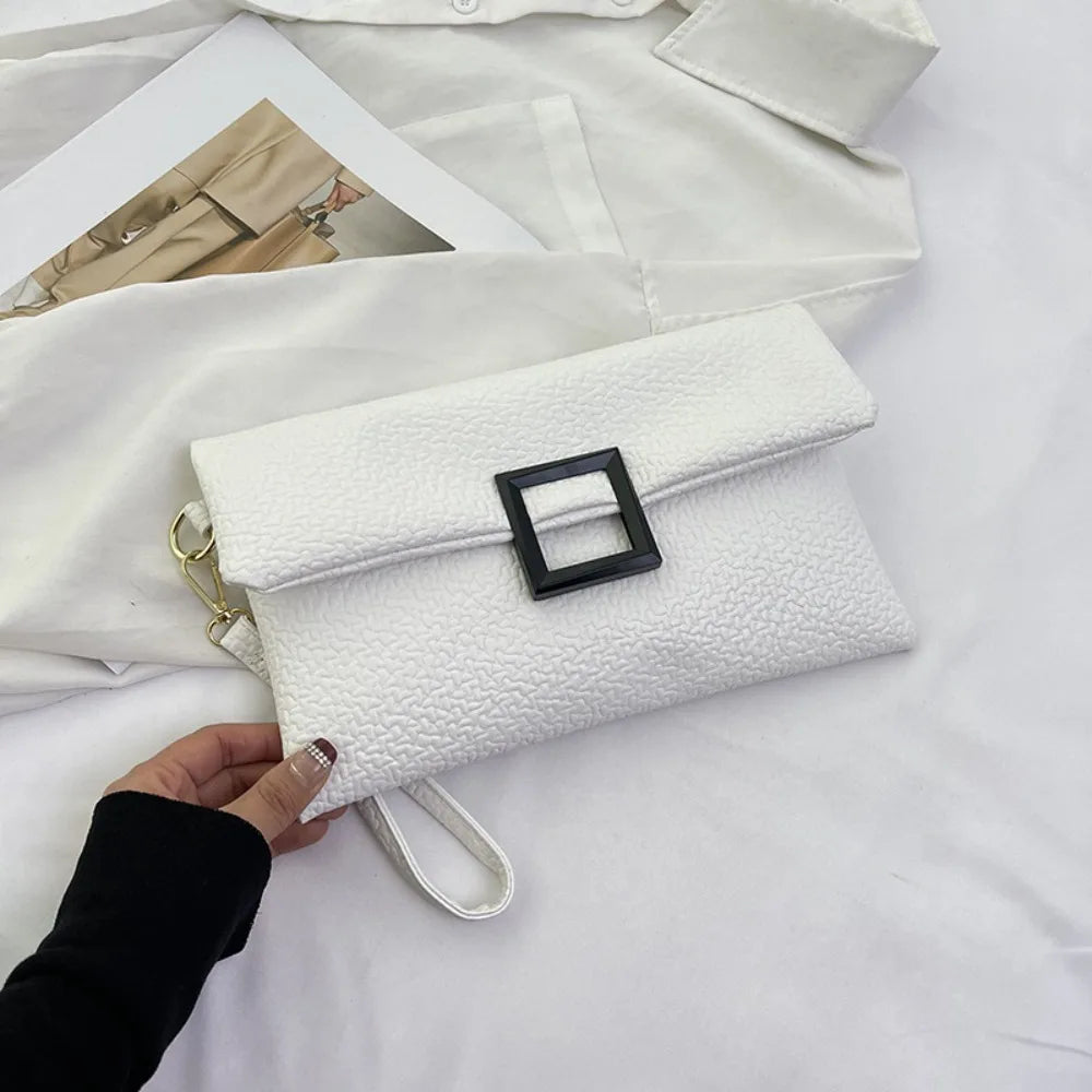 Pochette blanche femme 