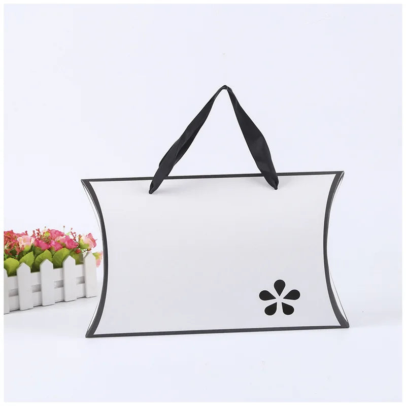 Pochette cadeau surprise adulte blanche