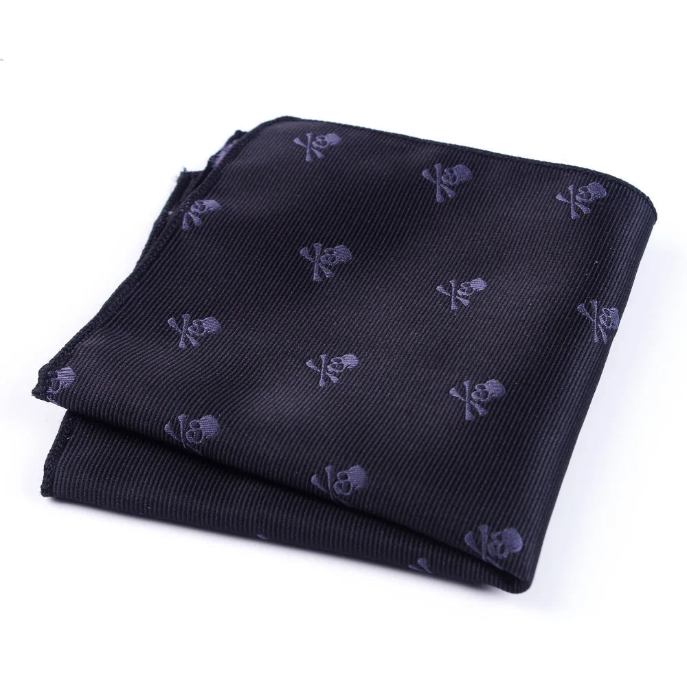 Pochette costume homme Motif mini tête de mort bleu violet sur fond bleu marine tissé