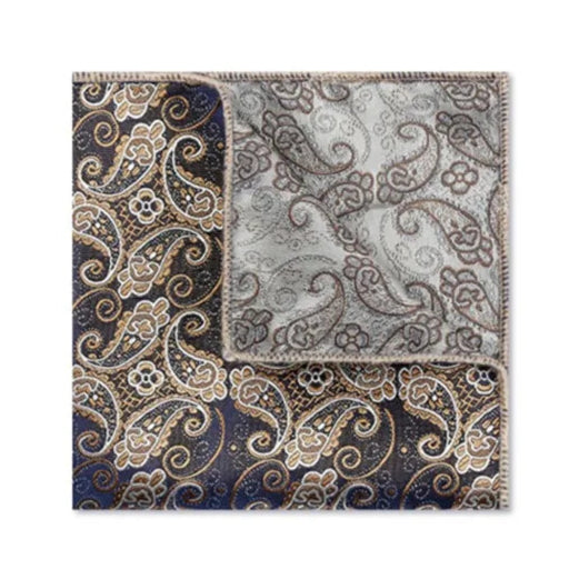 Pochette costume homme  cachemire champagne sur fond bleu nuit