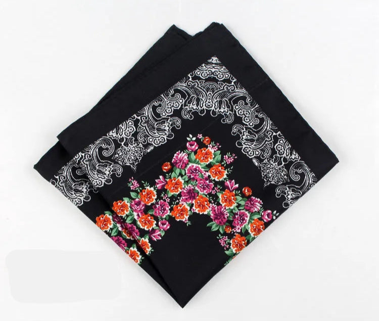 Pochette costumes fond noir blanc et fleurs vertes orange rose 