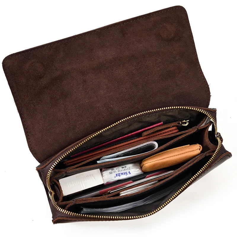 Pochette cuir veritable  dragonne espace genereux