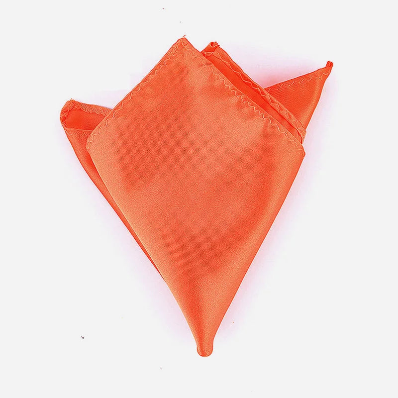 Pochette dans costume corail