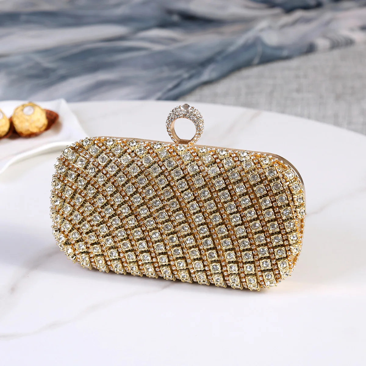 Pochette  dorée Or et strass diamant