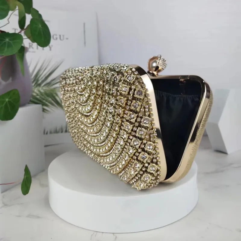 Pochette doree mariage ouverte