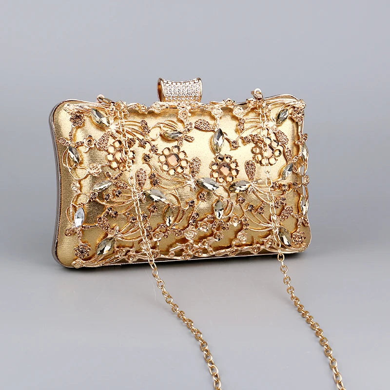 Pochette  doree soiree  ceremonie or et visuel  bandouliere chainette 