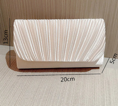 Pochette du soir luxe dimensions