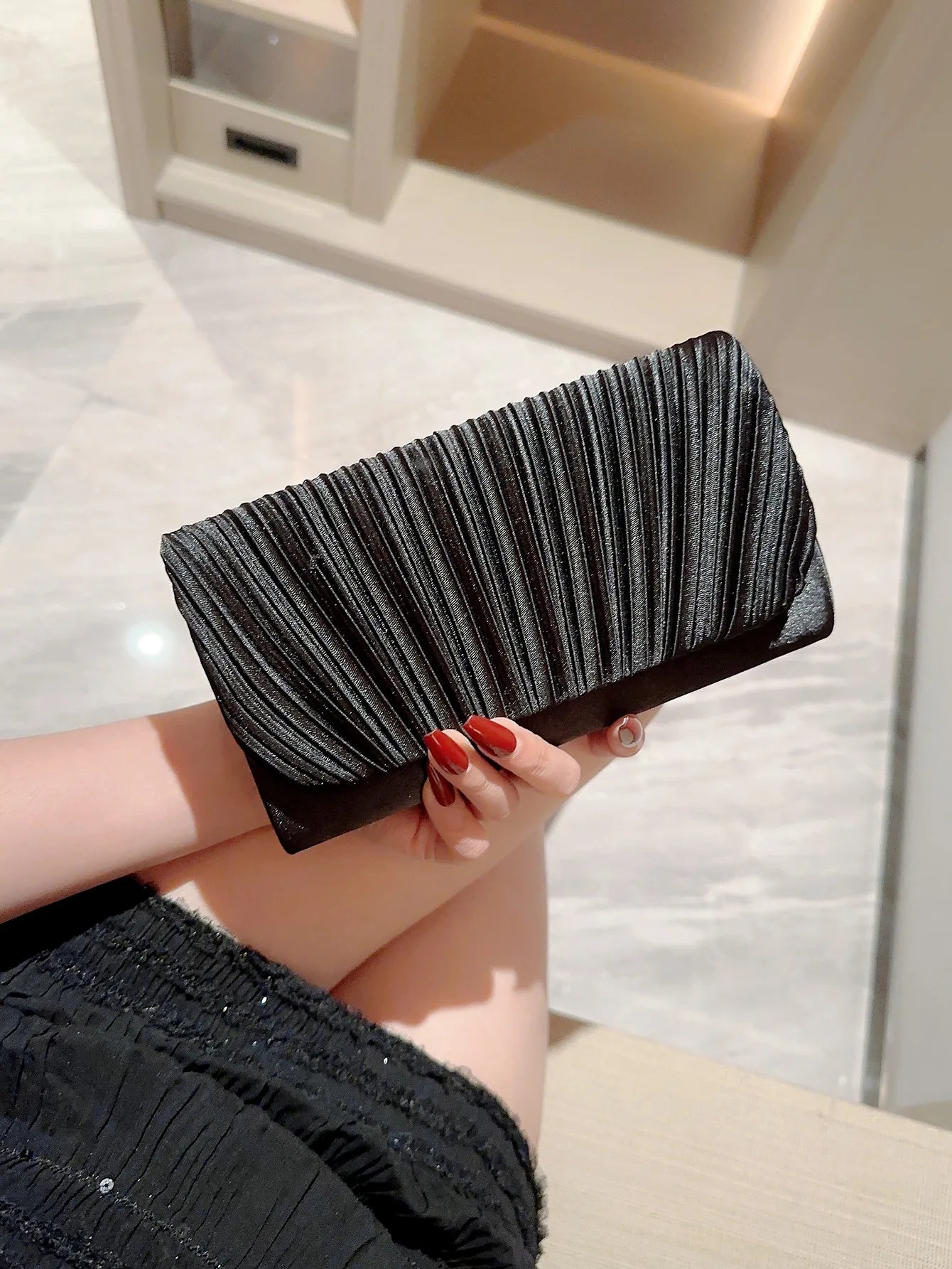 Pochette du soir luxe  noire striée