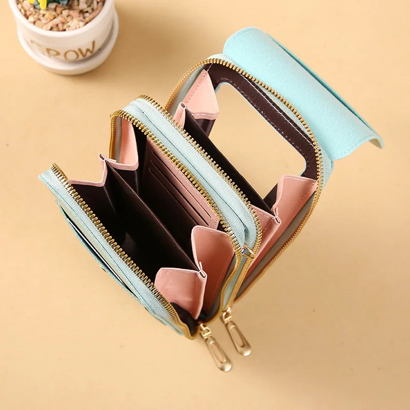 Pochette en bandouliere femme ouverte