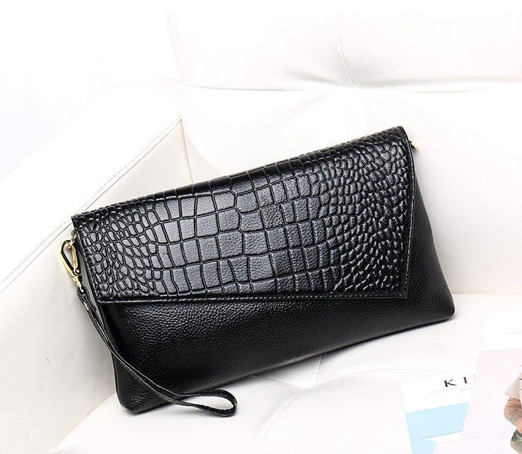 Pochette en cuir femme bandoulière noire