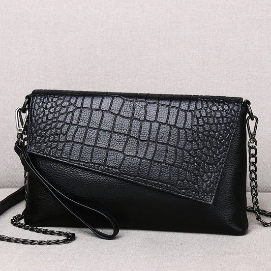 Pochette en cuir femme bandoulière noire