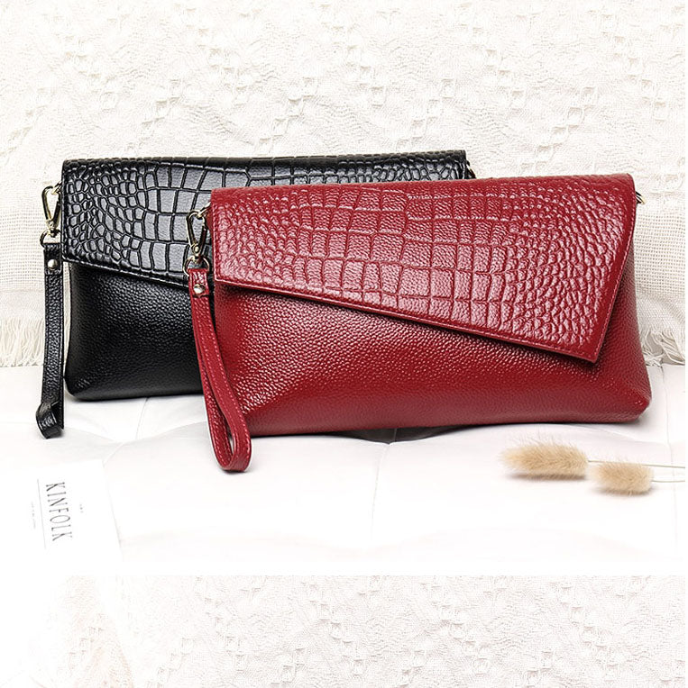 Pochette en cuir femme bandouliere   noire et rouge