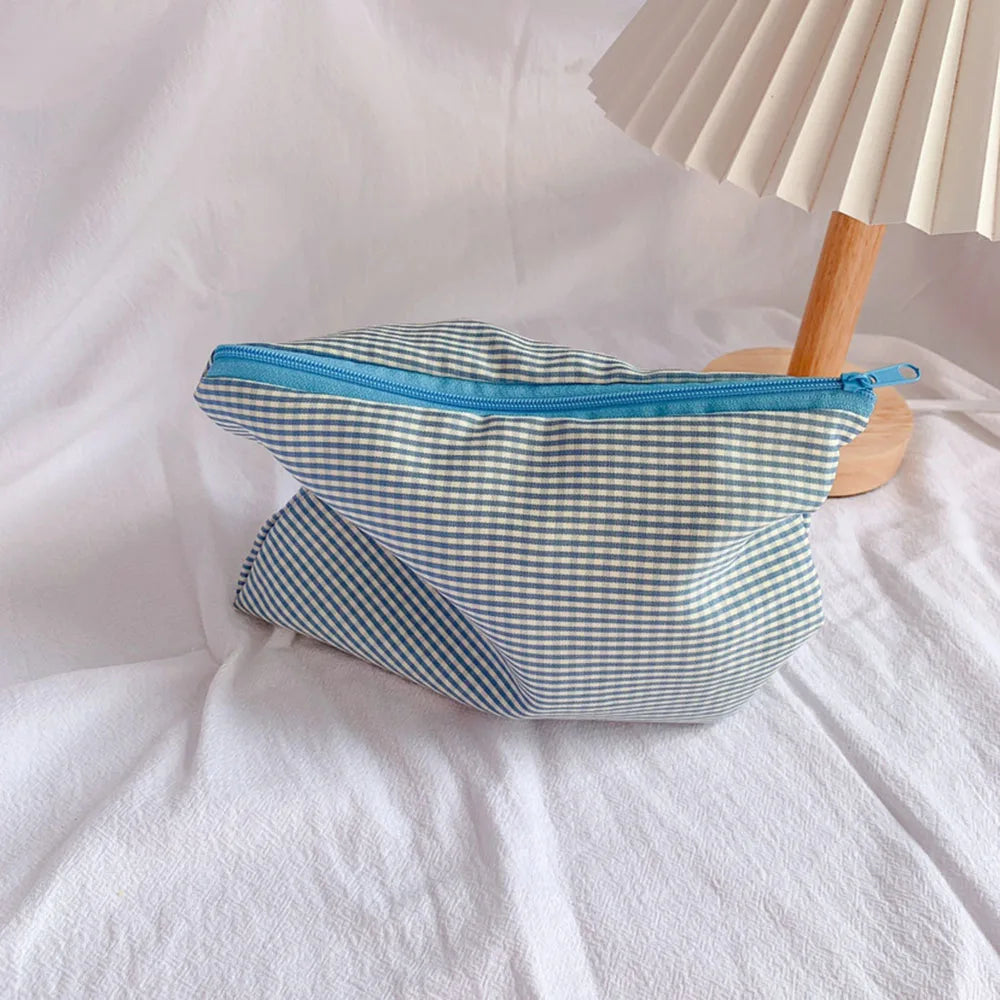 Pochette en tissu zippée vichy visuel  bleu