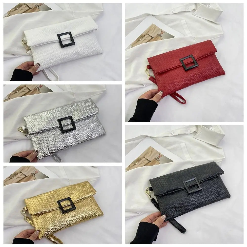 Pochette femme assortiment couleurs 
