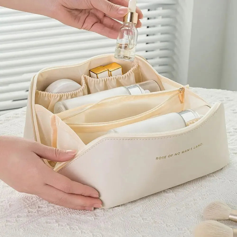 Pochette maquillage blanche