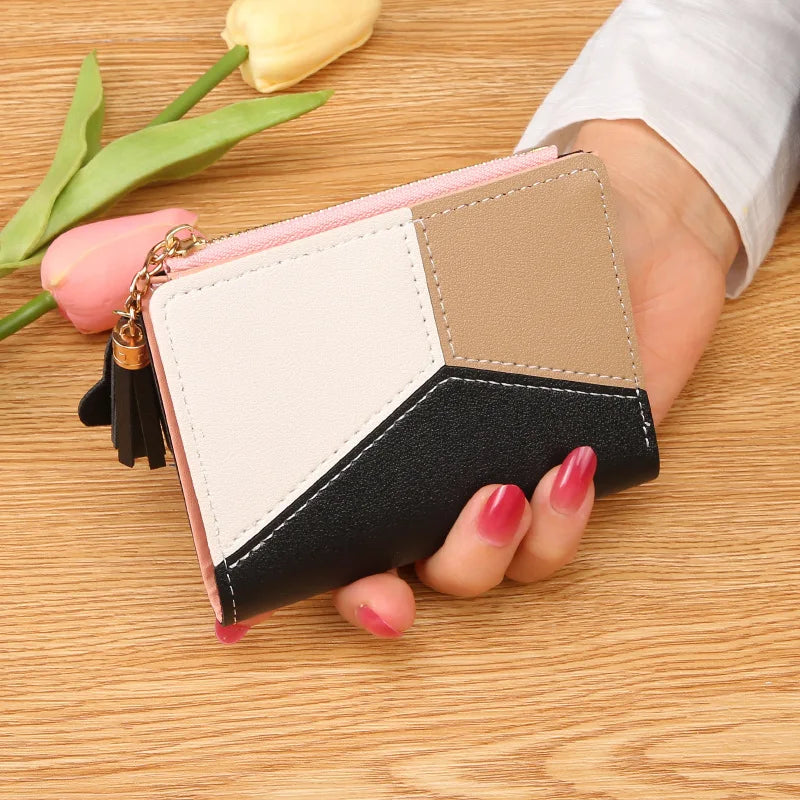 Pochette noire-blanc-beige carrée