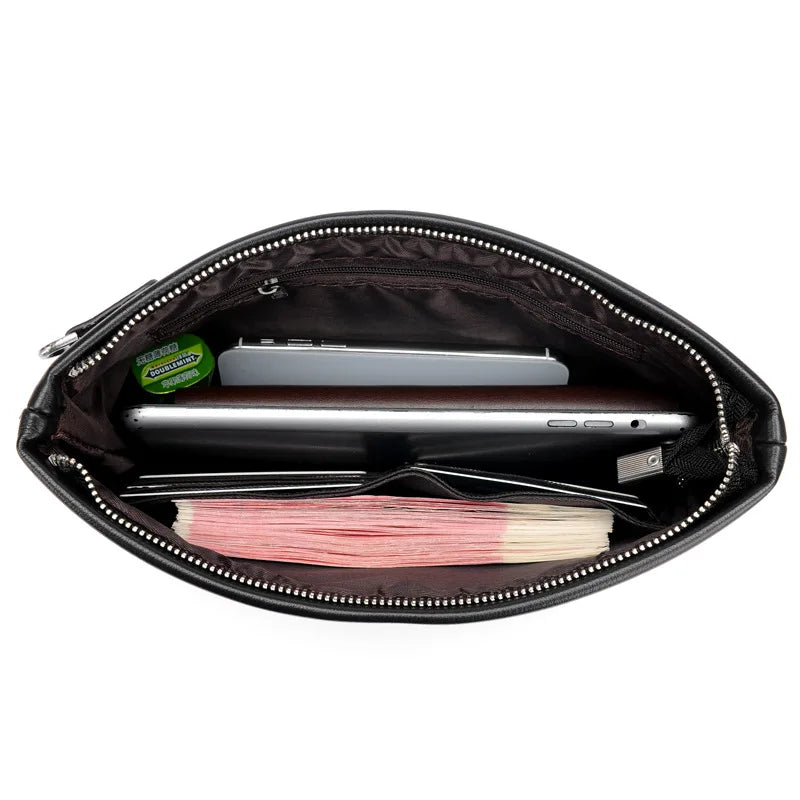 Pochette noire ouverte
