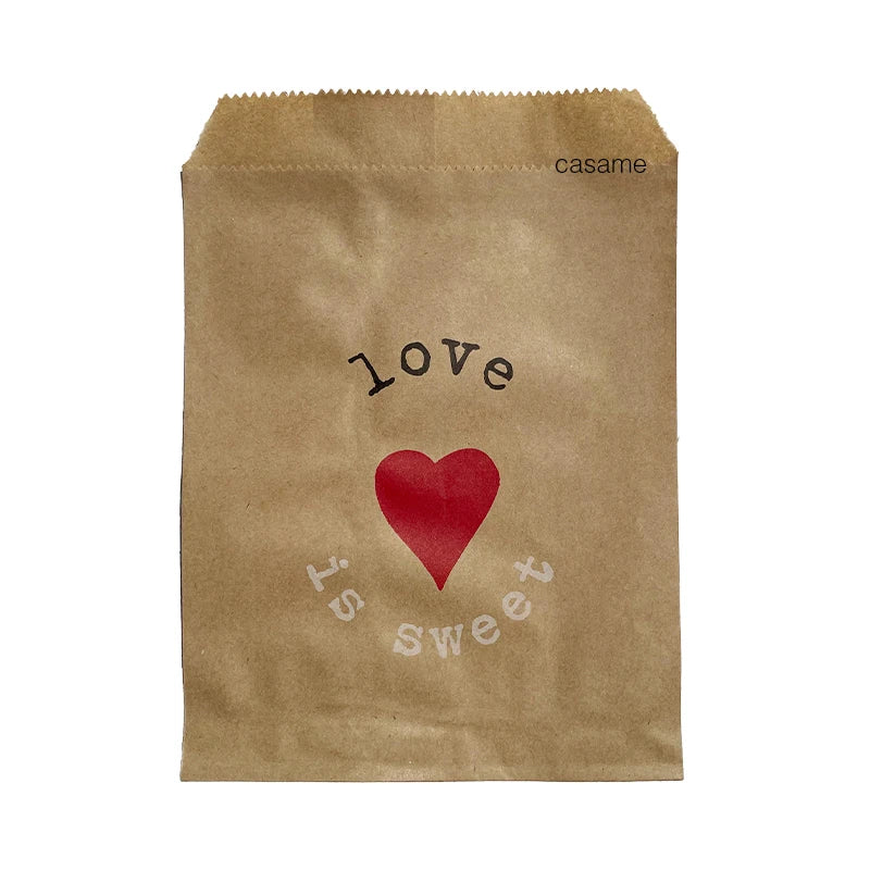 Pochette papier camel "Love is sweet"