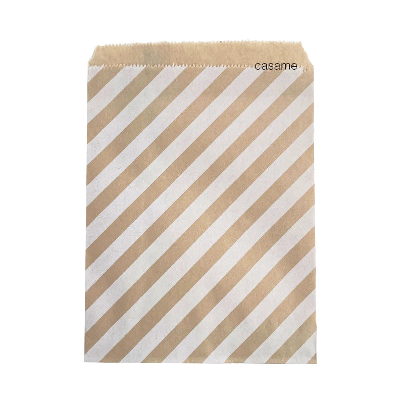 Pochette papier rayée or et blanc