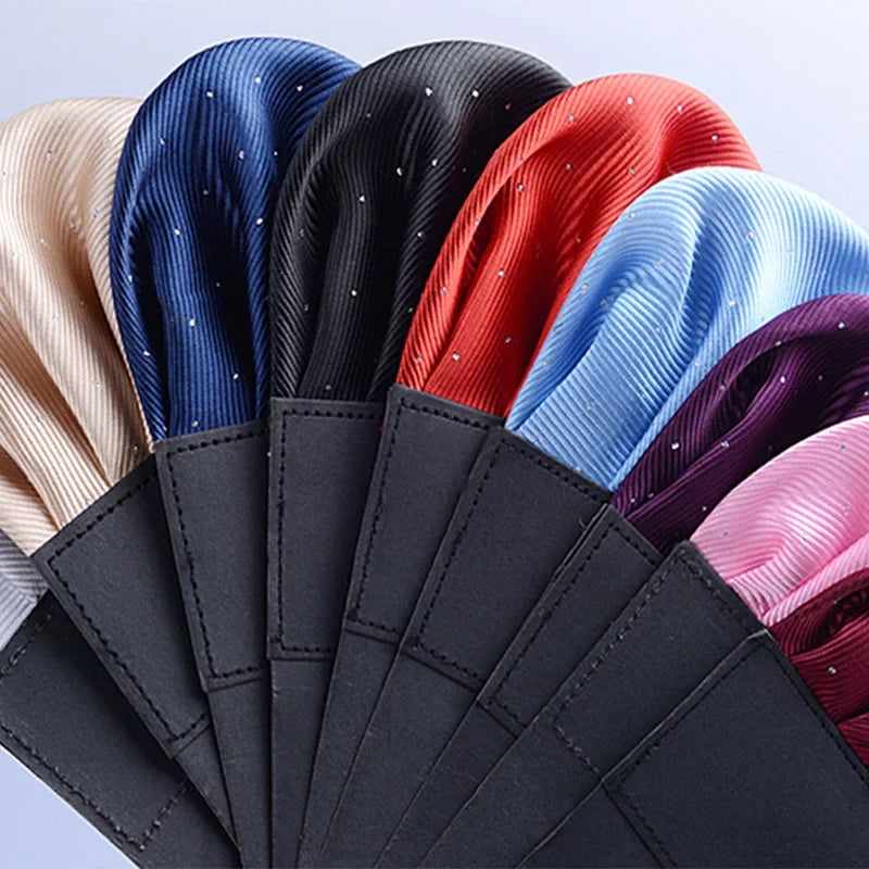 Pochette pour costume pré-pliée 17 coloris