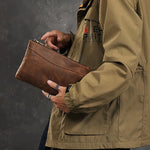 Pochette pour homme en cuir - Vignette | La Maison de la Pochette