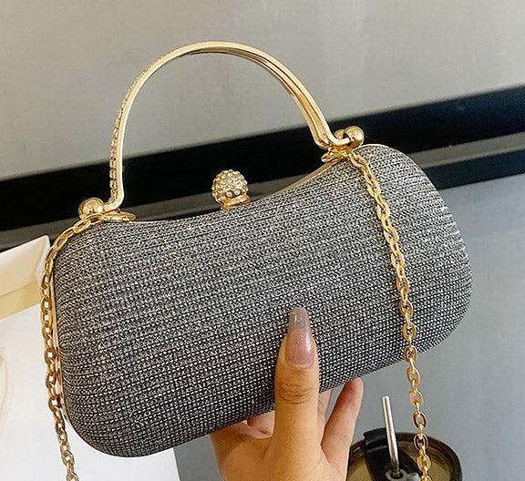 Pochette pour un mariage bandouliere grise