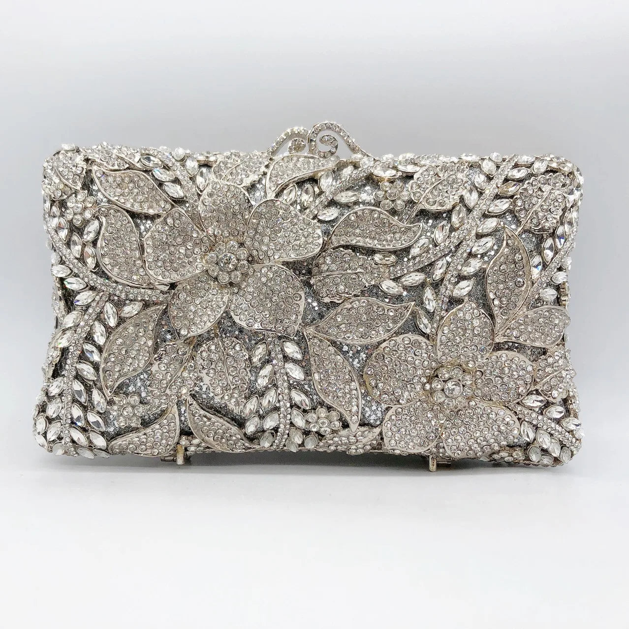 Pochette soiree floral diamants et or luxe details version   argentée