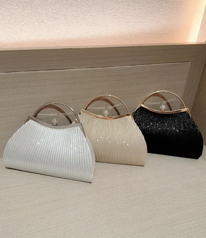 Pochette soirée lady luxe plissée satin argent or noir 
