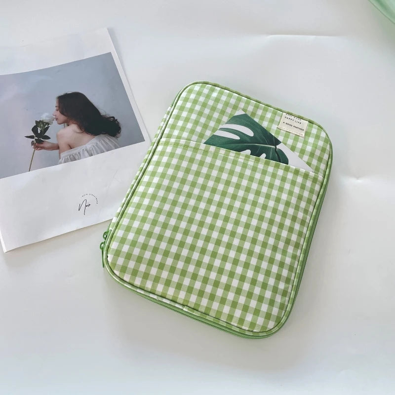Pochette tablette Vichy vert