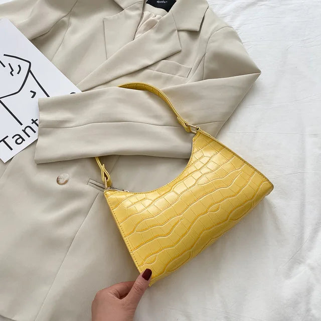 Sac ou pochette jaune