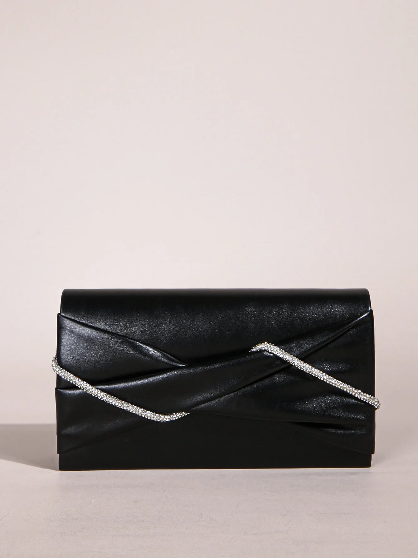 Pochette femme tendance Noire