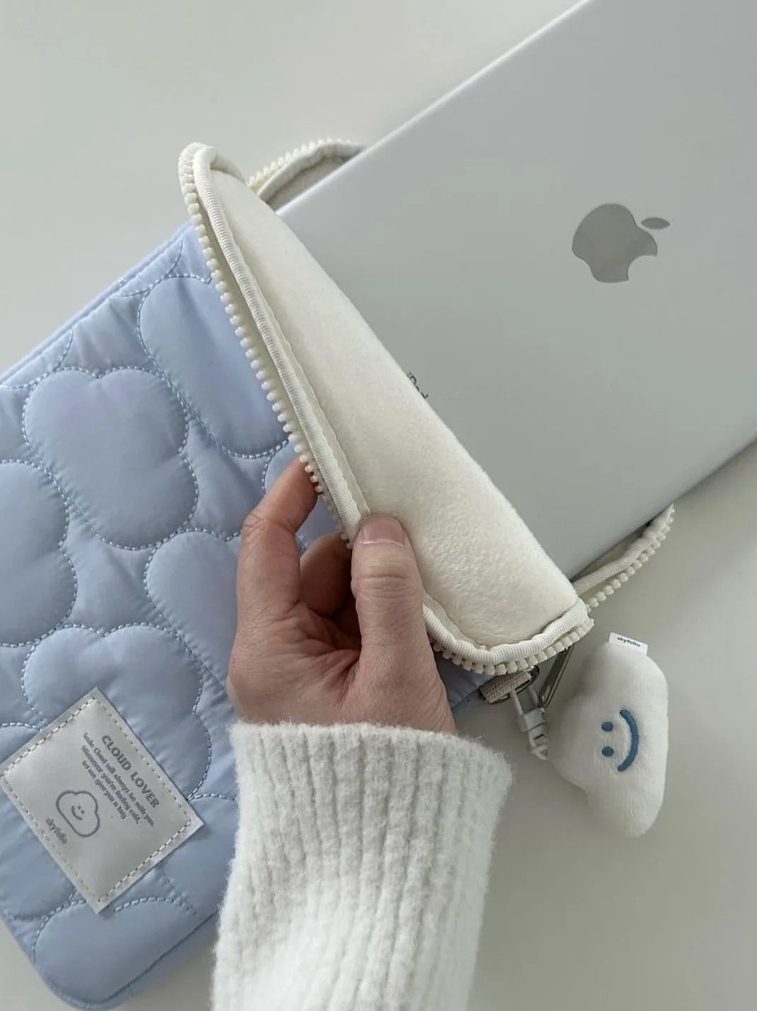 Tablette pochette .