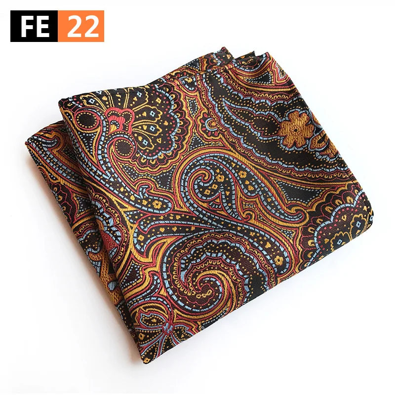 pochette costard motif cachemire noir blanc jaune 