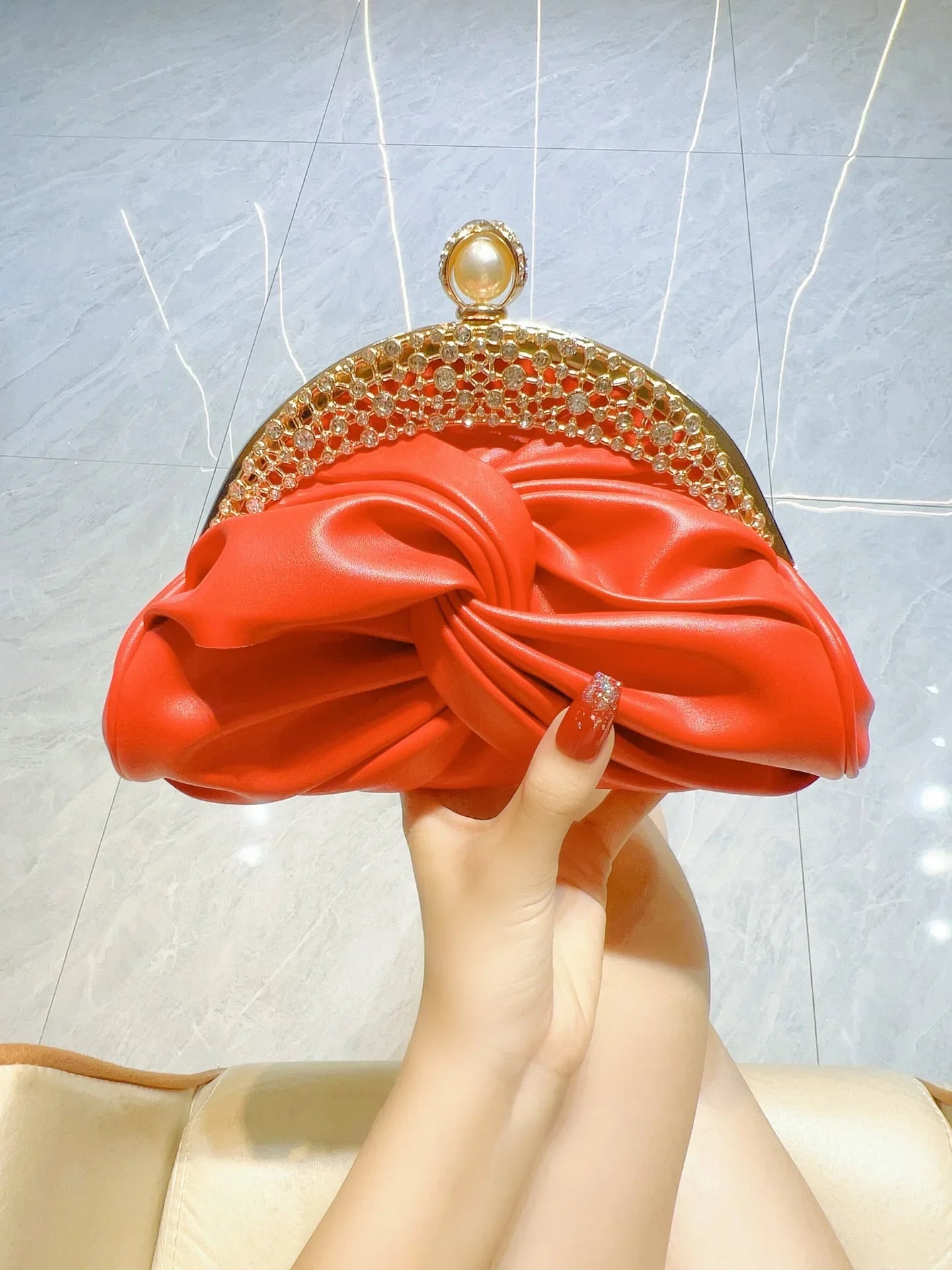pochette femme mariage luxe rouge strass  porte main