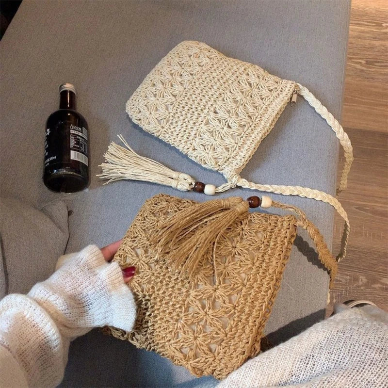 pochette paille écrue et cannelle.
