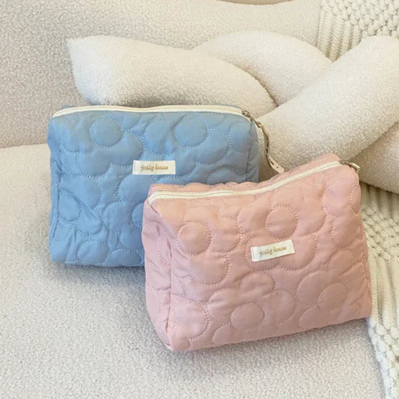 pochette trousse toilette maquillage molletonee zippee bleu et rose 